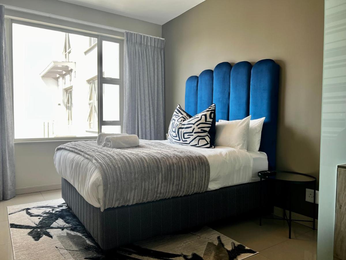 The Tyrwhitt Rosebank Apartments (Adults Only) Johannesburg Exterior photo